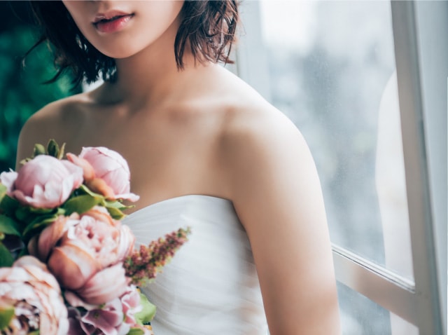 石川県金沢市の結婚式場 アールベルアンジェ富山ならウェディングドレスも豊富に取り揃えております